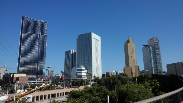 横浜市役所（中央）